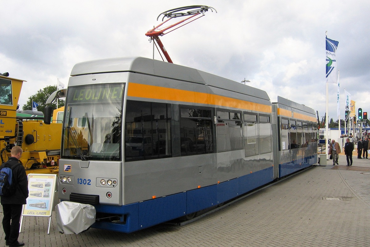 Лейпциг, FBL NGTW6 № 1302; Берлин — InnoTrans 2004