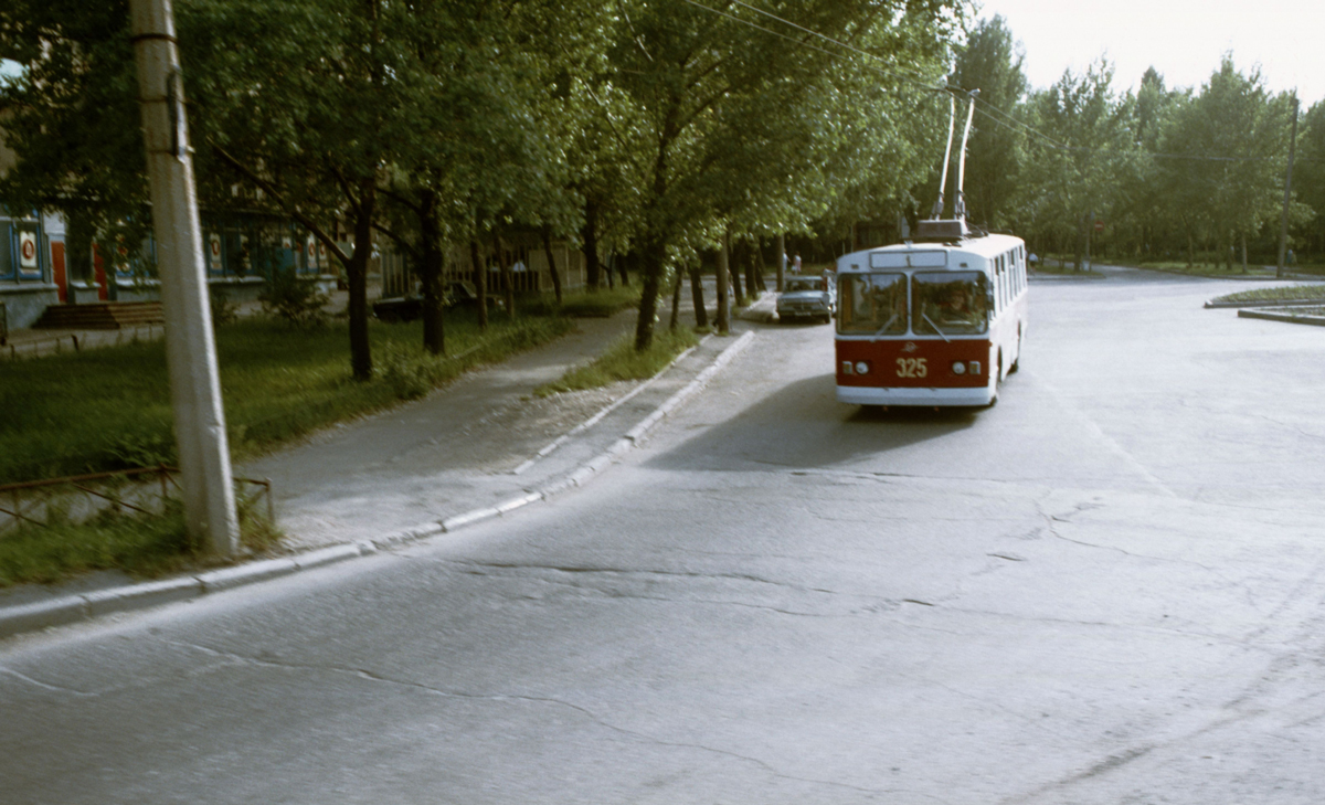 Алчевск, ЗиУ-682В [В00] № 325; Алчевск — Старые фотографии