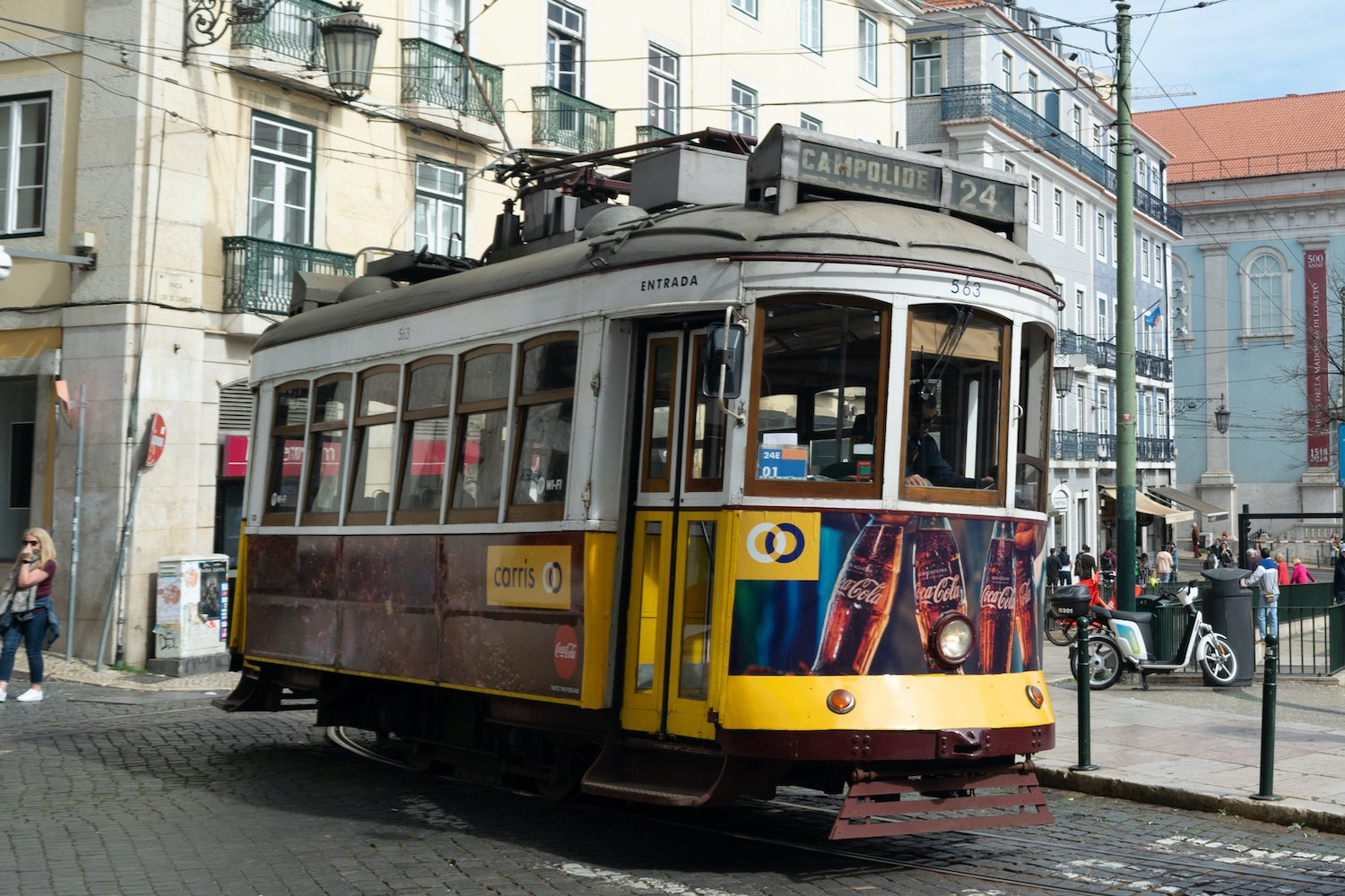 Лиссабон, Carris 2-axle motorcar (Remodelado) № 563