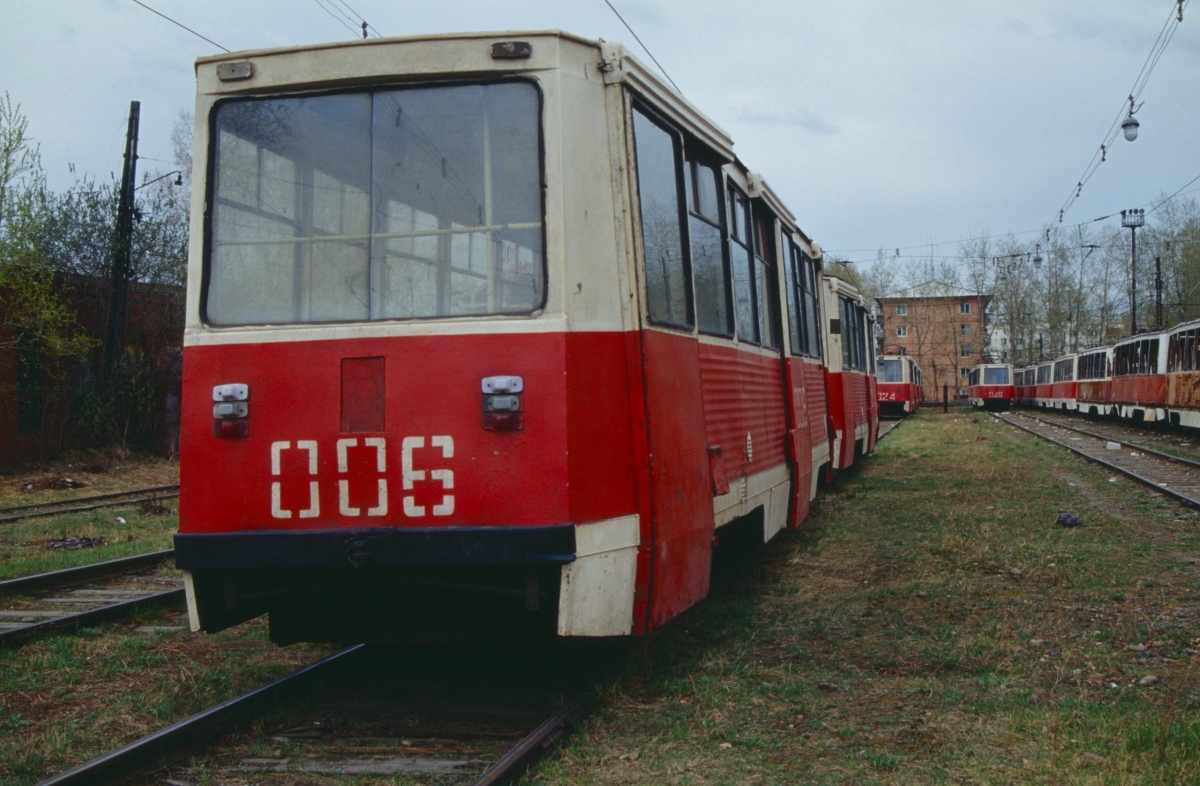 Usolye-Sibirskoye, 71-605 (KTM-5M3) # 005; Usolye-Sibirskoye, 71-605 (KTM-5M3) # 006