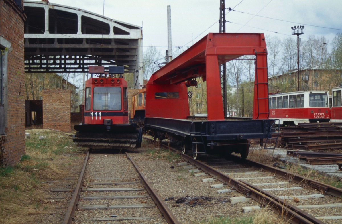 Усолье-Сибирское, ГС-4 (КРТТЗ) № 102; Усолье-Сибирское, ВТК-01 № 111; Усолье-Сибирское, ТК-28 № 110; Усолье-Сибирское, 71-605 (КТМ-5М3) № 020