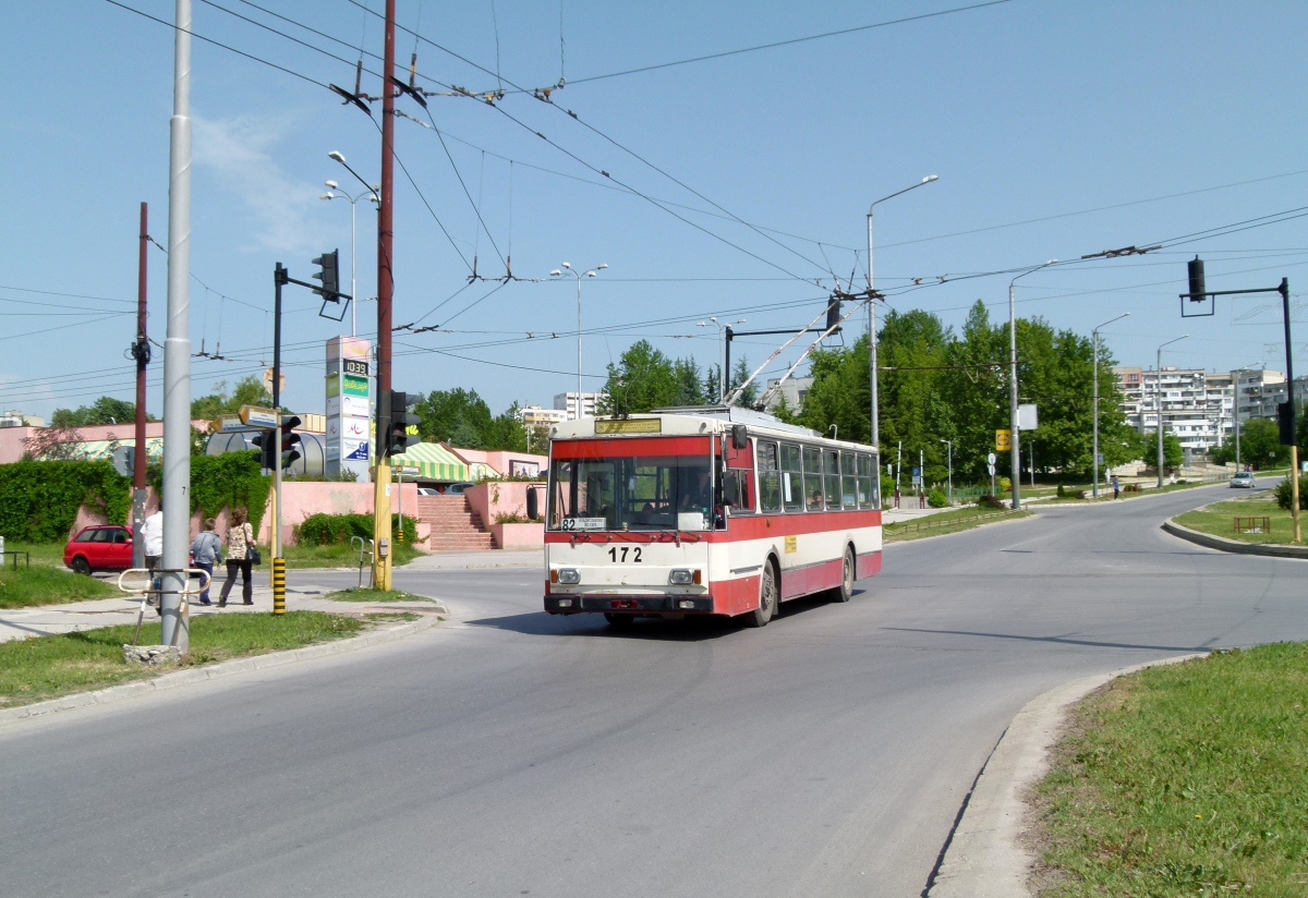 Варна, Škoda 14Tr07 № 172; Варна — Троллейбусные линии и инфраструктура