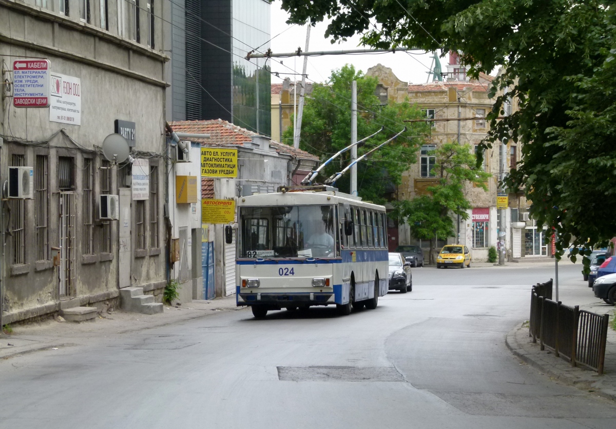 Варна, Škoda 14Tr06 № 024