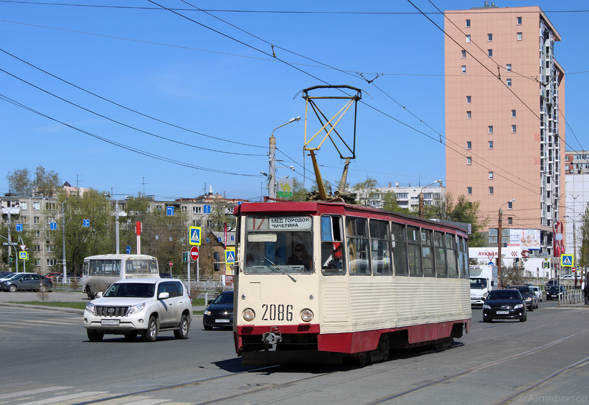 Tcheliabinsk, 71-605 (KTM-5M3) N°. 2086