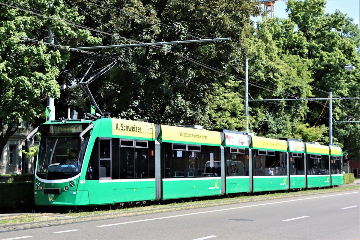 Basel, Siemens Combino № 328