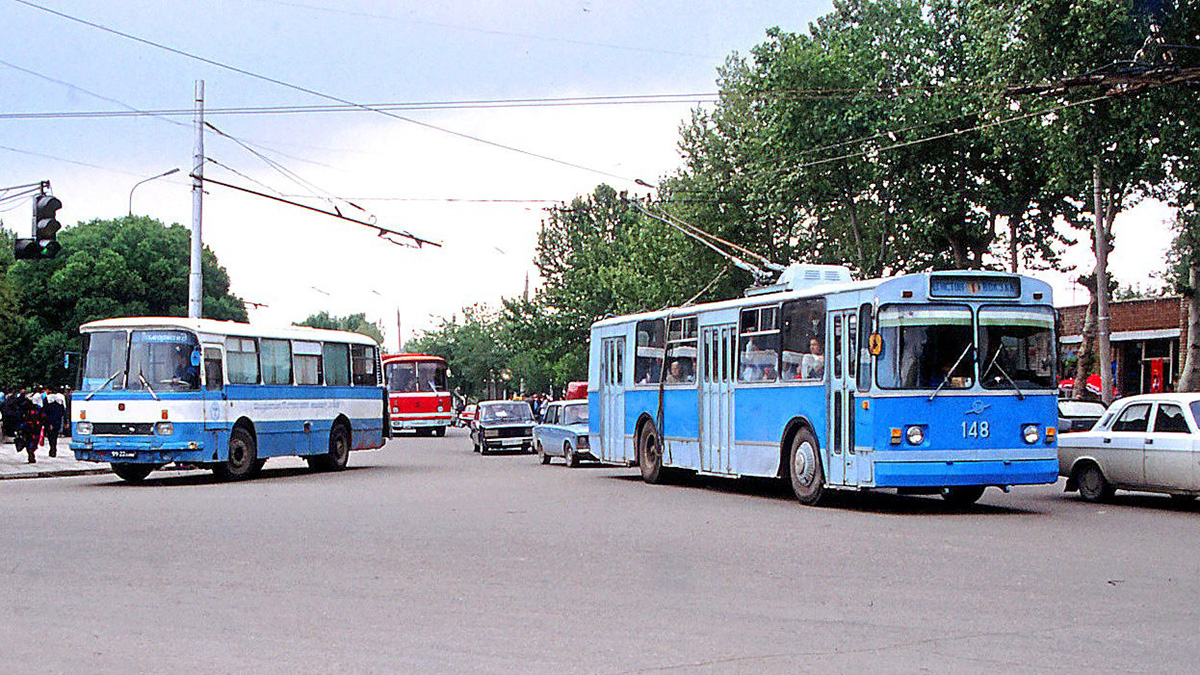 Самарканд, ЗиУ-682В [В00] № 148; Самарканд — Старые фотографии — троллейбус