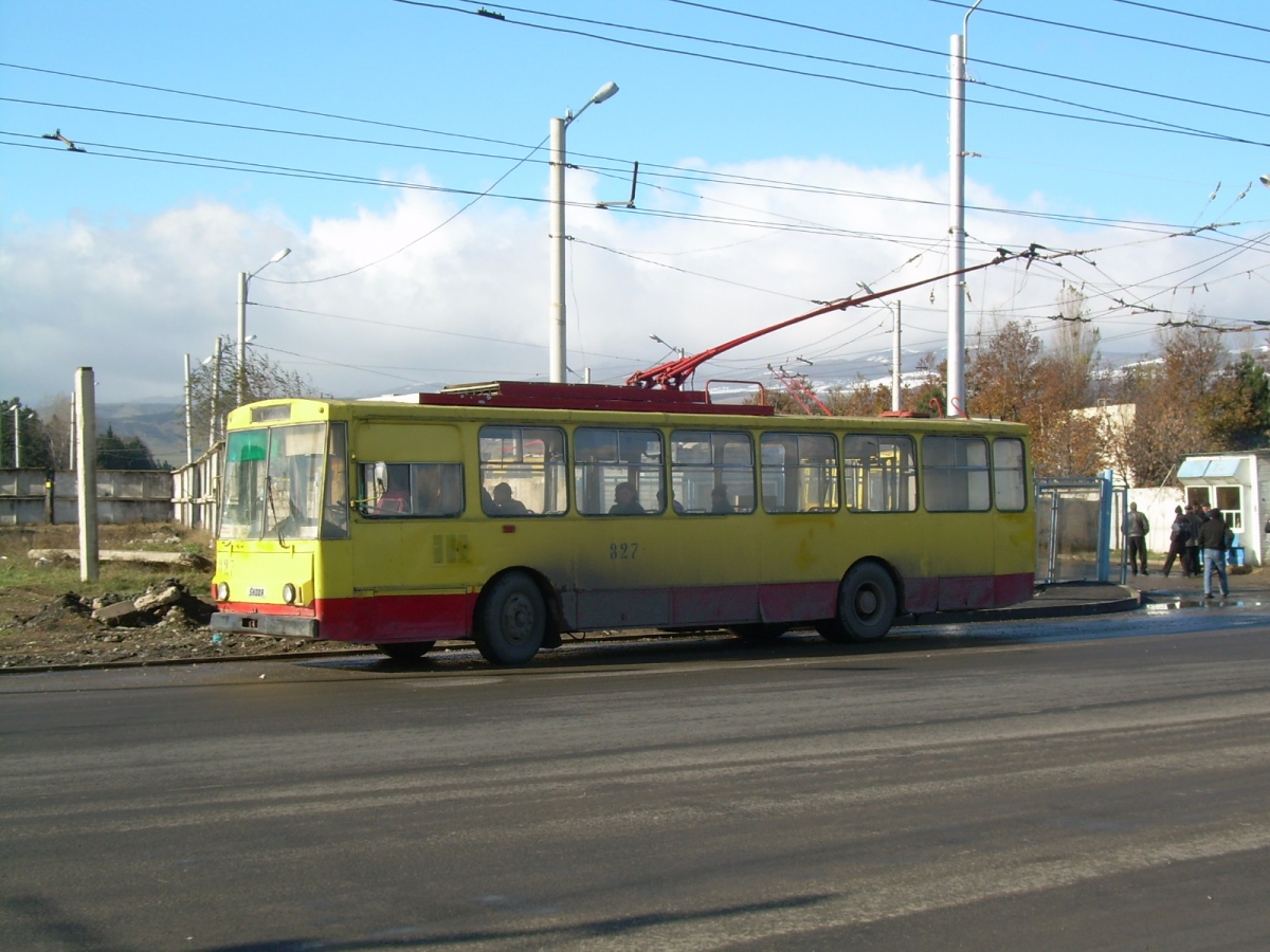 Тбилиси, Škoda 14Tr89/6 № 327