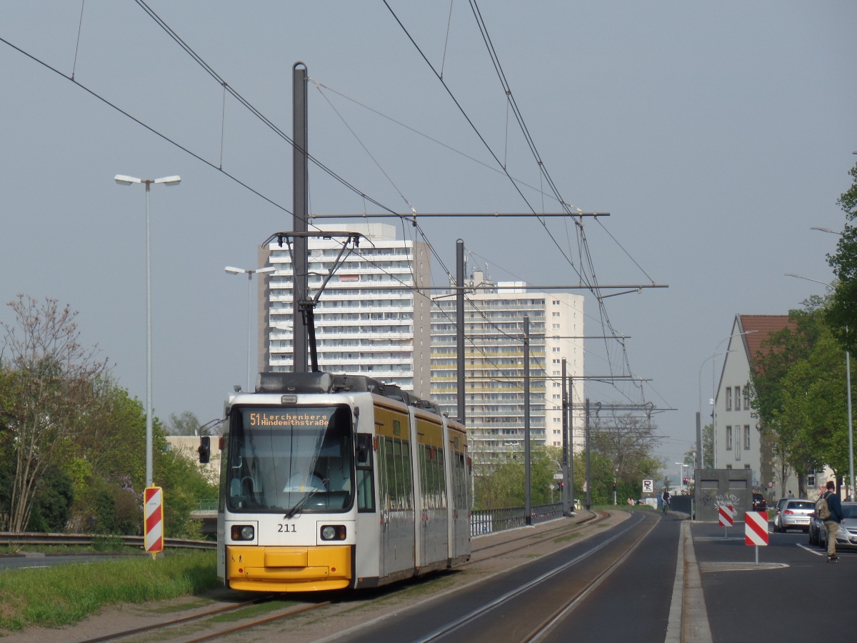 Mainz, Adtranz GT6M-ZR № 211