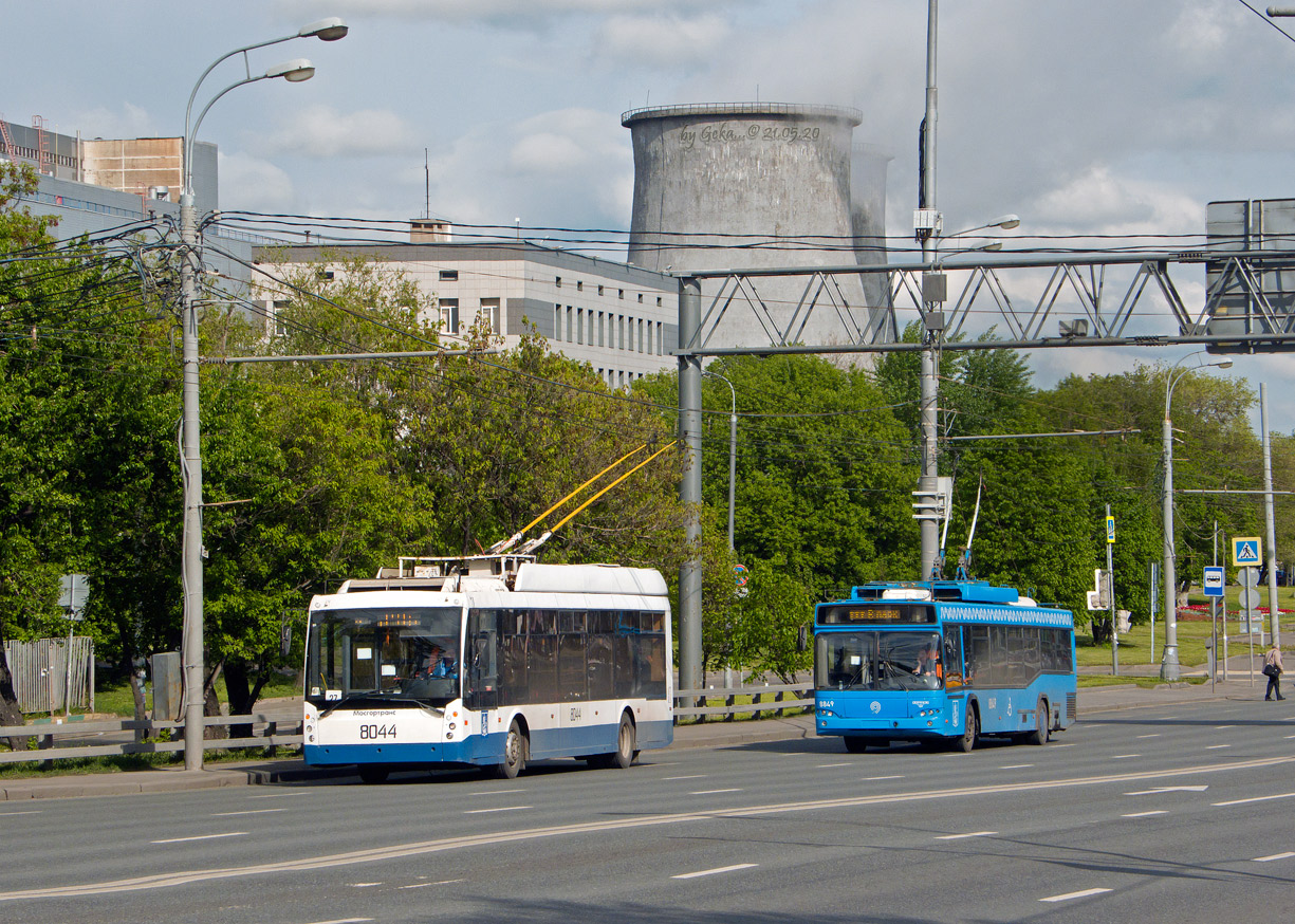 Москва, Тролза-5265.00 «Мегаполис» № 8044; Москва, СВАРЗ-МАЗ-6235.00 № 8849