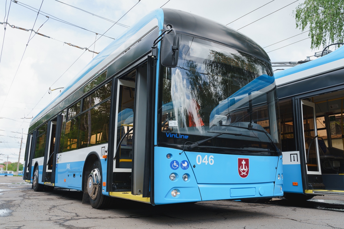 Vinnytsja, PTS 12 # 046; Vinnytsja — Assembly and presentation of VinLine (PTS-12) trolleybuses