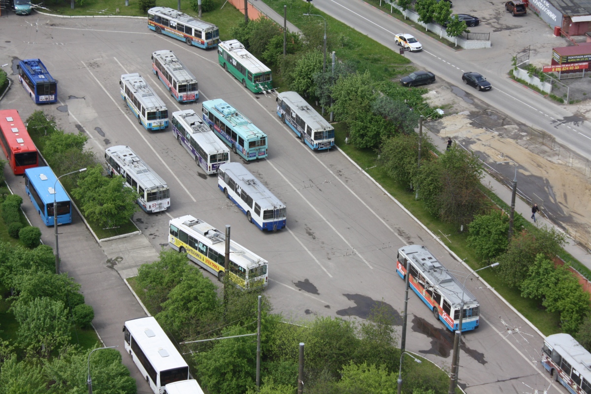 Віднае — Троллейбусный парк