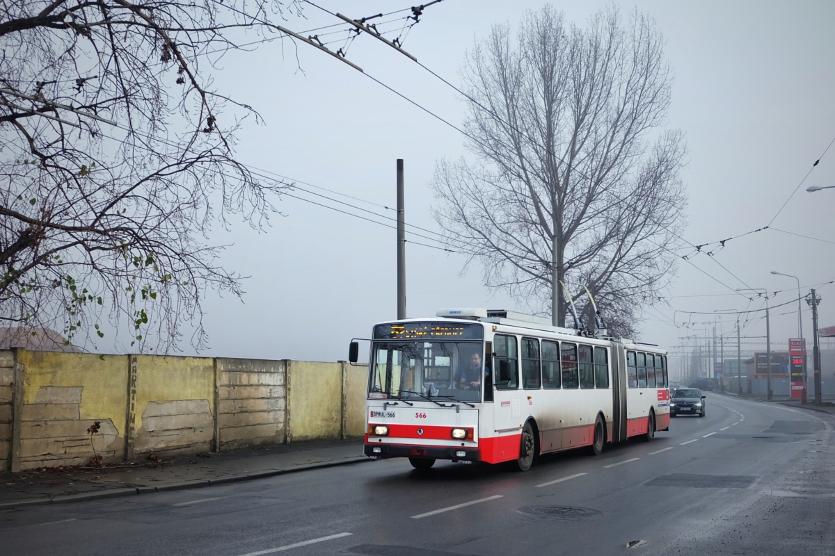 Ústí nad Labem, Škoda 15Tr13/6M Nr. 566