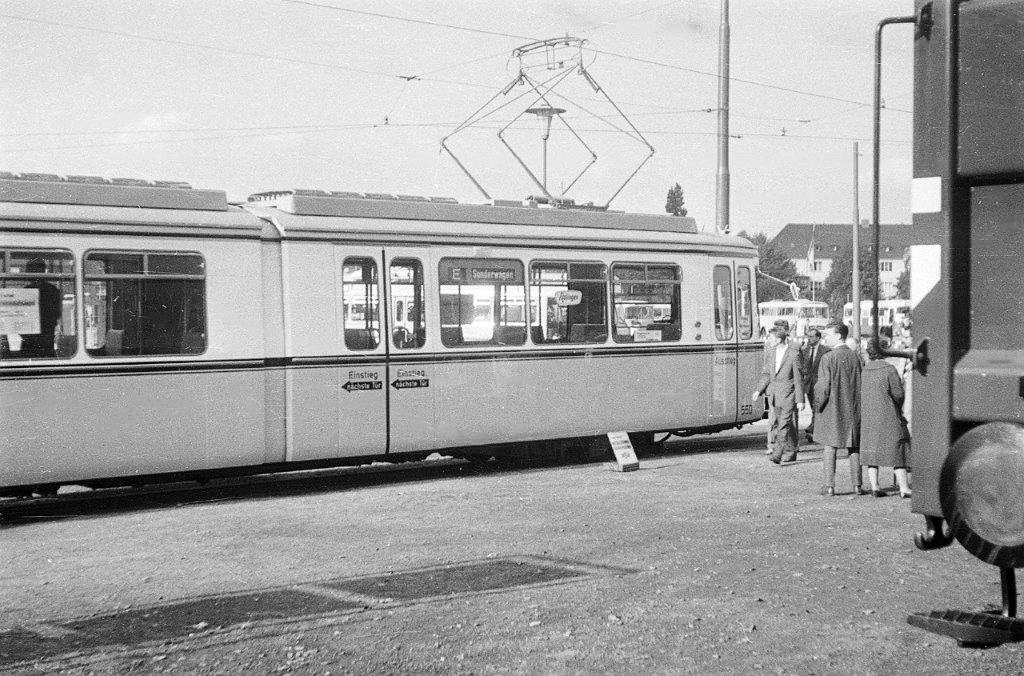 Stuttgart, Esslingen GT4 N°. 550; Essen - Mülheim — Miscellaneous photos