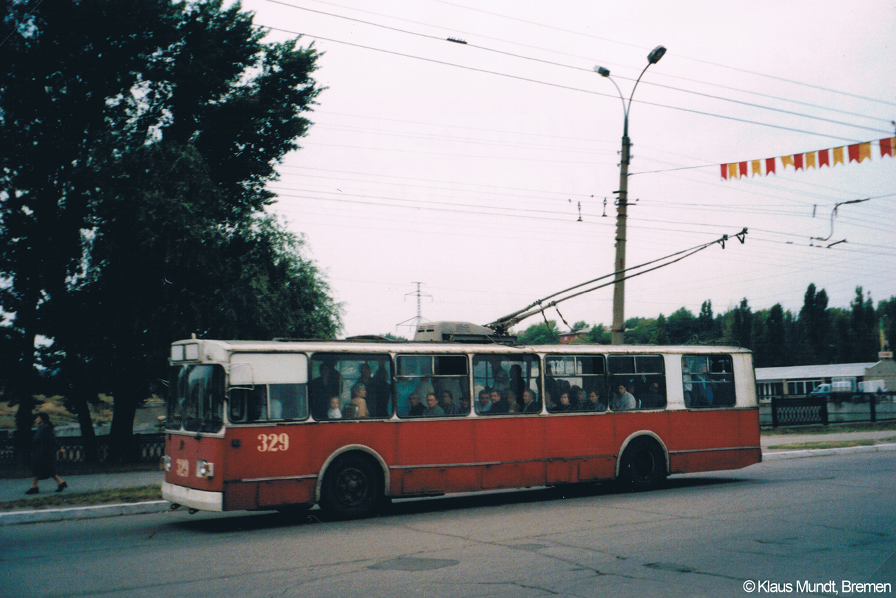 Алчевск, ЗиУ-682В-012 [В0А] № 329; Алчевск — Старые фотографии: Серии иностранных авторов