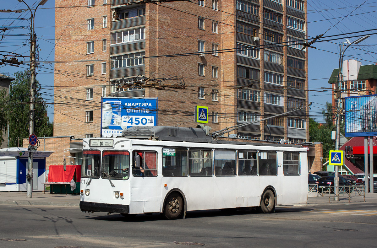 Рязань, ЗиУ-682ГМ1 (с широкой передней дверью) № 2021