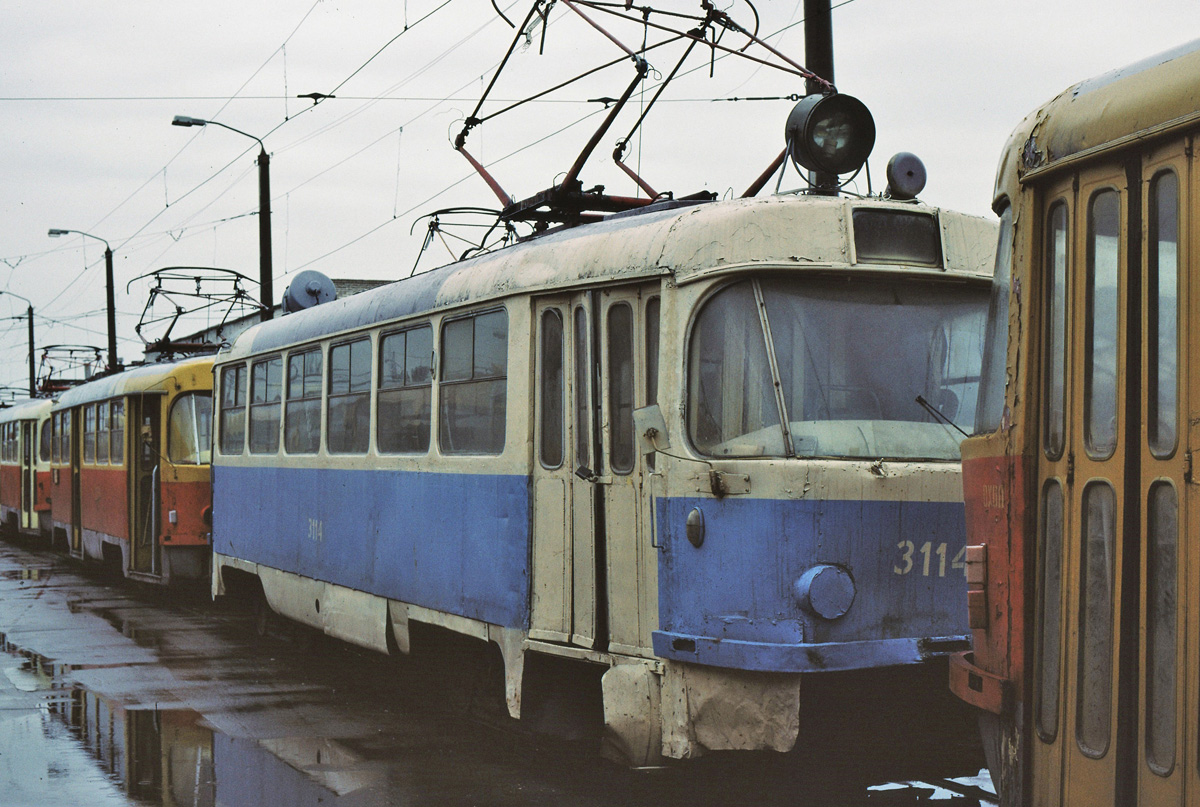 Трамвай 4 барнаул. 2 Трамвайное депо Барнаул. Барнаул трамвай Татра. Татра т3 Су. Трамвай Барнаул Татры.
