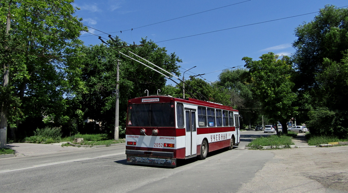Кримський тролейбус, Škoda 14Tr02/6 № 2052