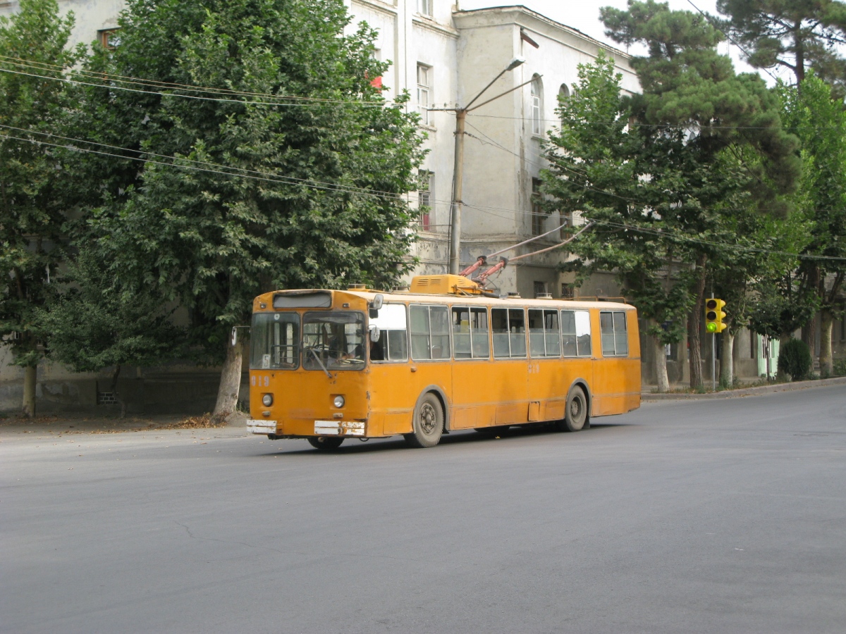 Rustavi, ZiU-682UG # 019