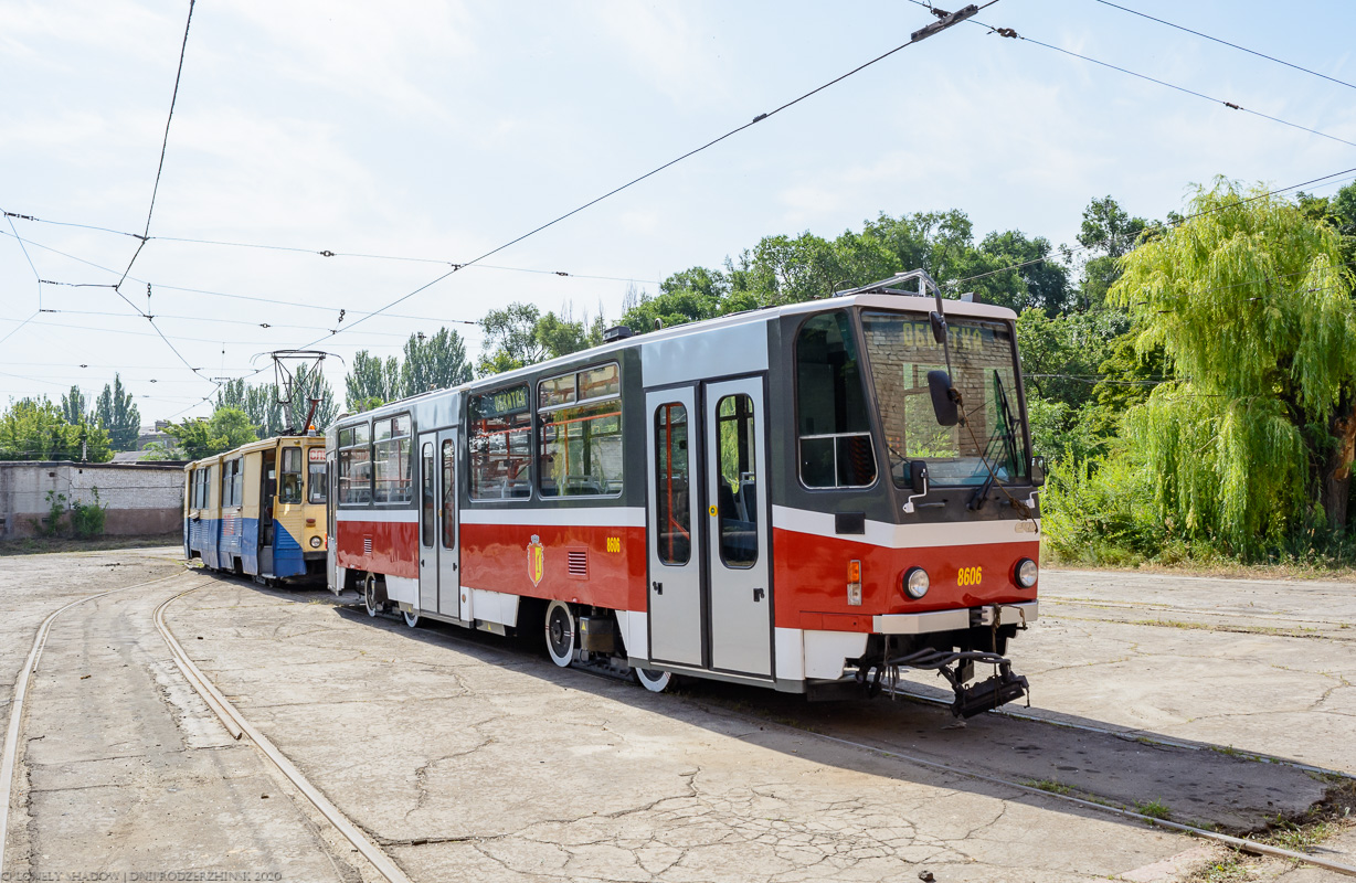 Каменское, Tatra T6A5 № 2020; Каменское — Прибытие и разгрузка новых вагонов