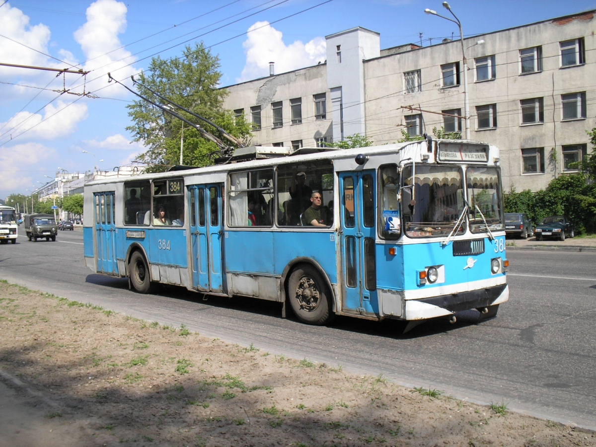 Троллейбус 682. Троллейбус ЗИУ 682. Кузов ЗИУ-682. ЗИУ-682 (ЗИУ-9).