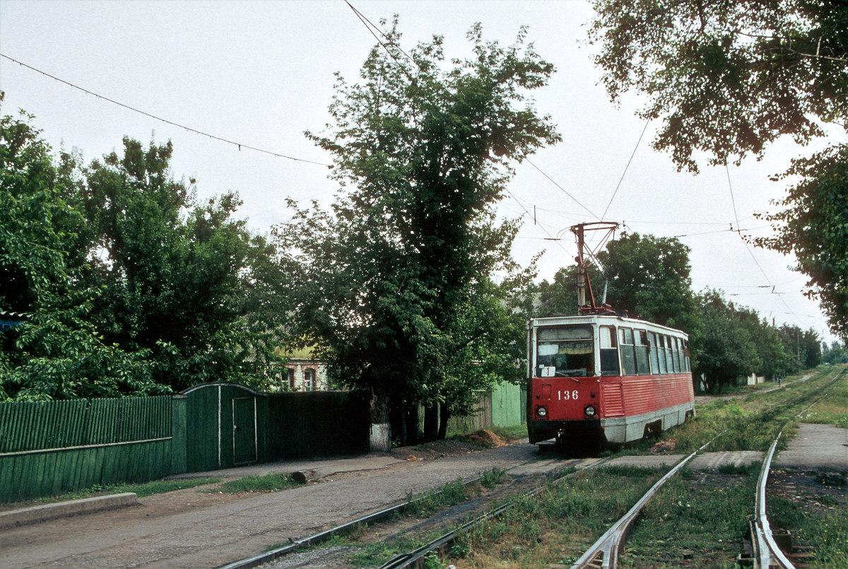 Kostiantynivka, 71-605 (KTM-5M3) nr. 136; Kostiantynivka — Photos by Peter Haseldine — 08.30.2001