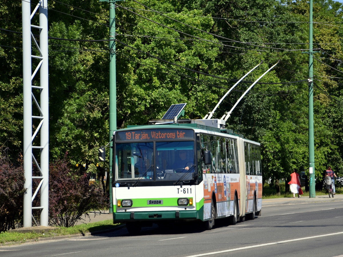 Szeged, Škoda 15Tr02/6 # T-611