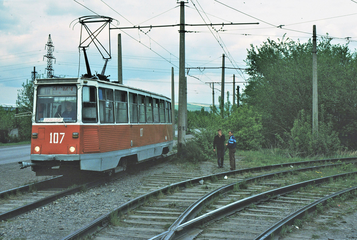 Novokuznetsk, 71-605 (KTM-5M3) č. 107
