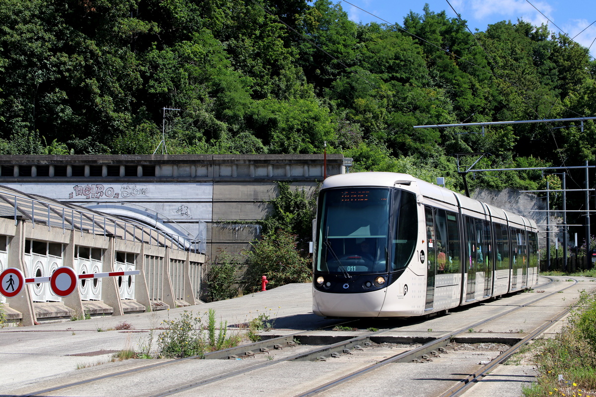 Гавр, Alstom Citadis 302 № 011