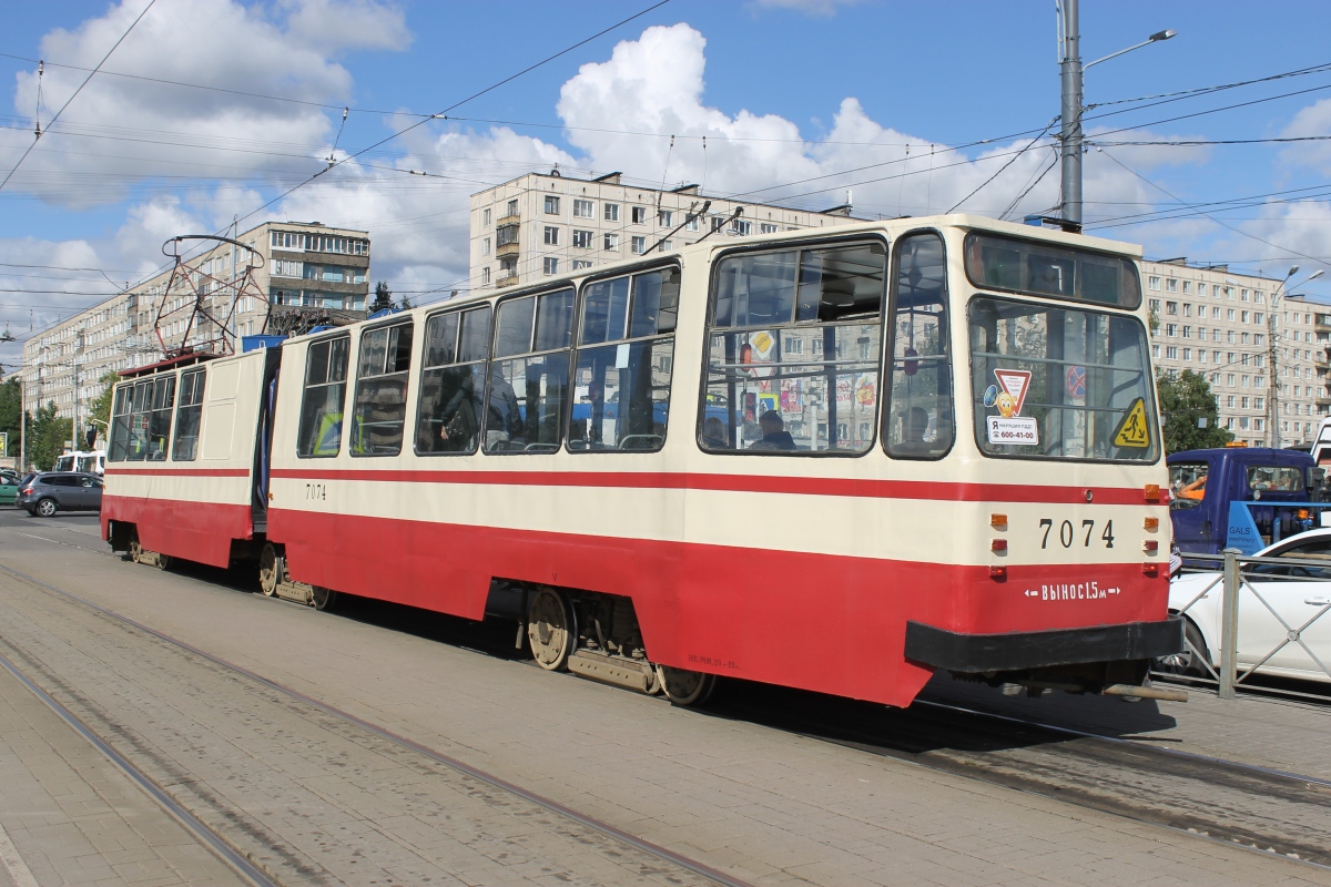 Санкт-Петербург, ЛВС-86К № 7074