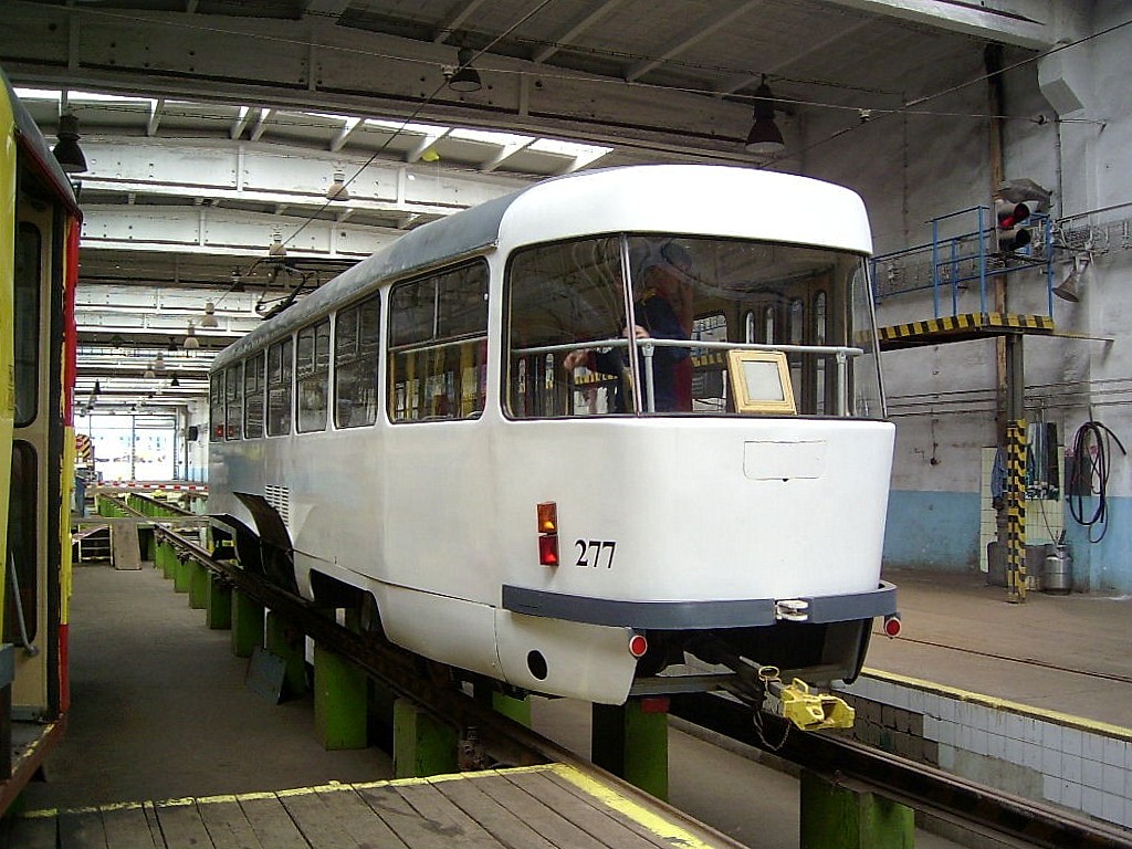 Мост и Литвинов, Tatra T3SUCS № 277