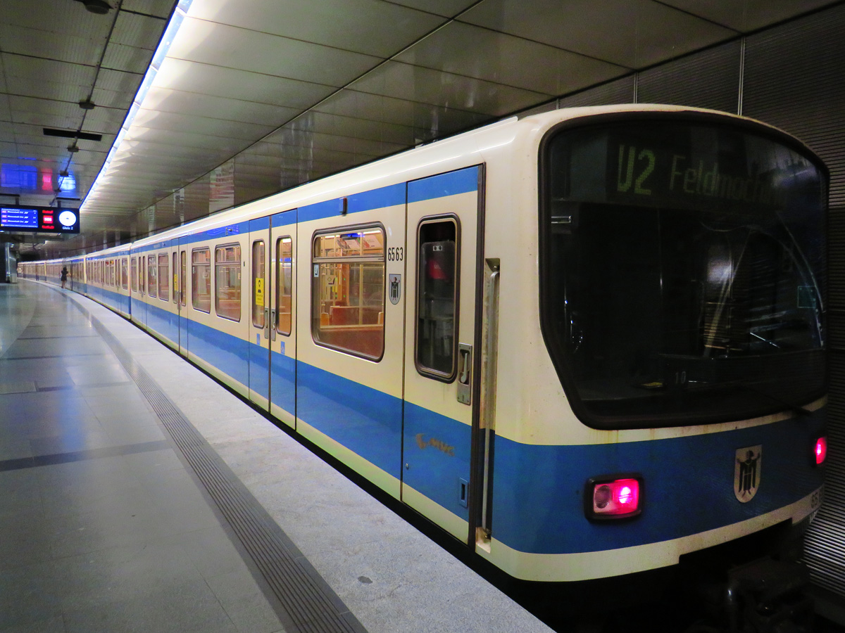 Mnichov, WMD B2.8 č. 6563; Mnichov — U-bahn — Linien U1/U2