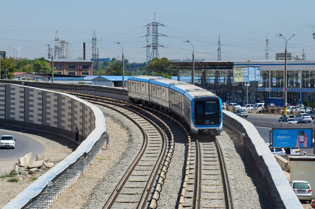 Ташкент — Метрополитен — Подвижной состав