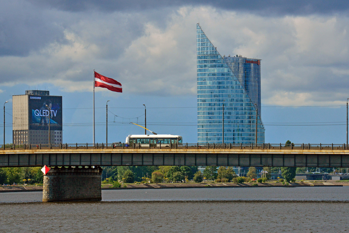 Рига — Мосты; Рига — Троллейбусные линии и инфраструктура