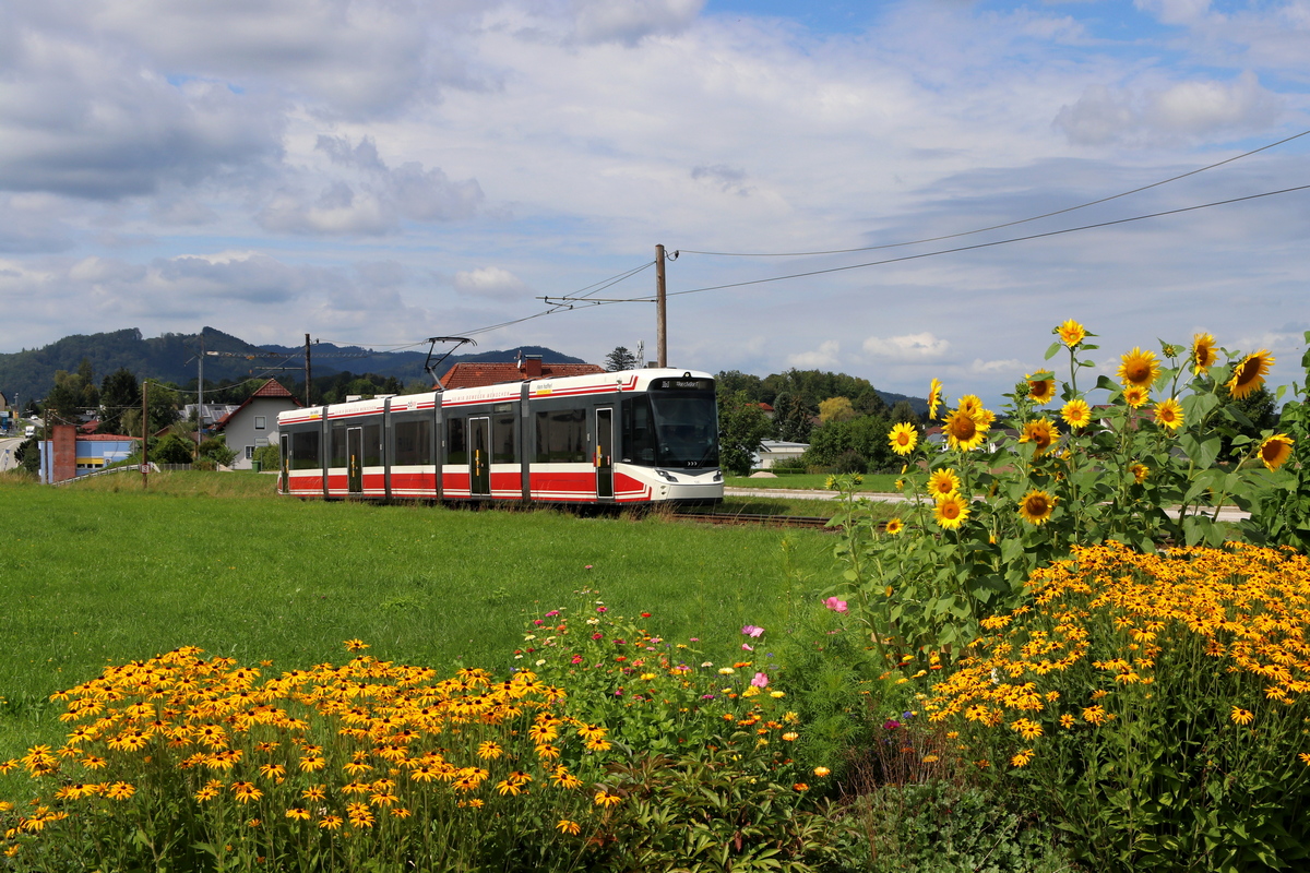 Гмунден - Форхдорф - Ламбах, Vossloh Tramlink V3 № 130