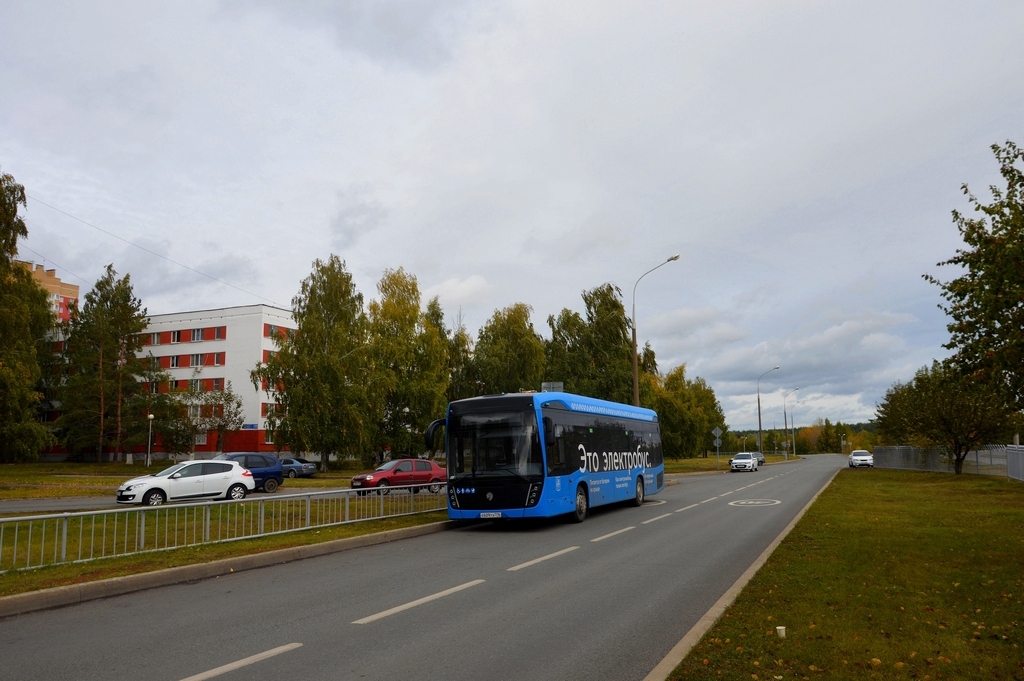 Naberezhnye Chelny, KAMAZ-6282 — Е 609 ТХ 716