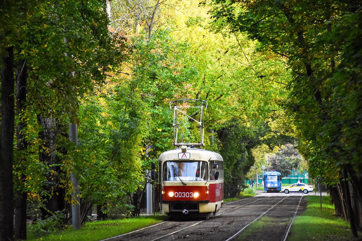 Москва, Tatra T3SU № 00303