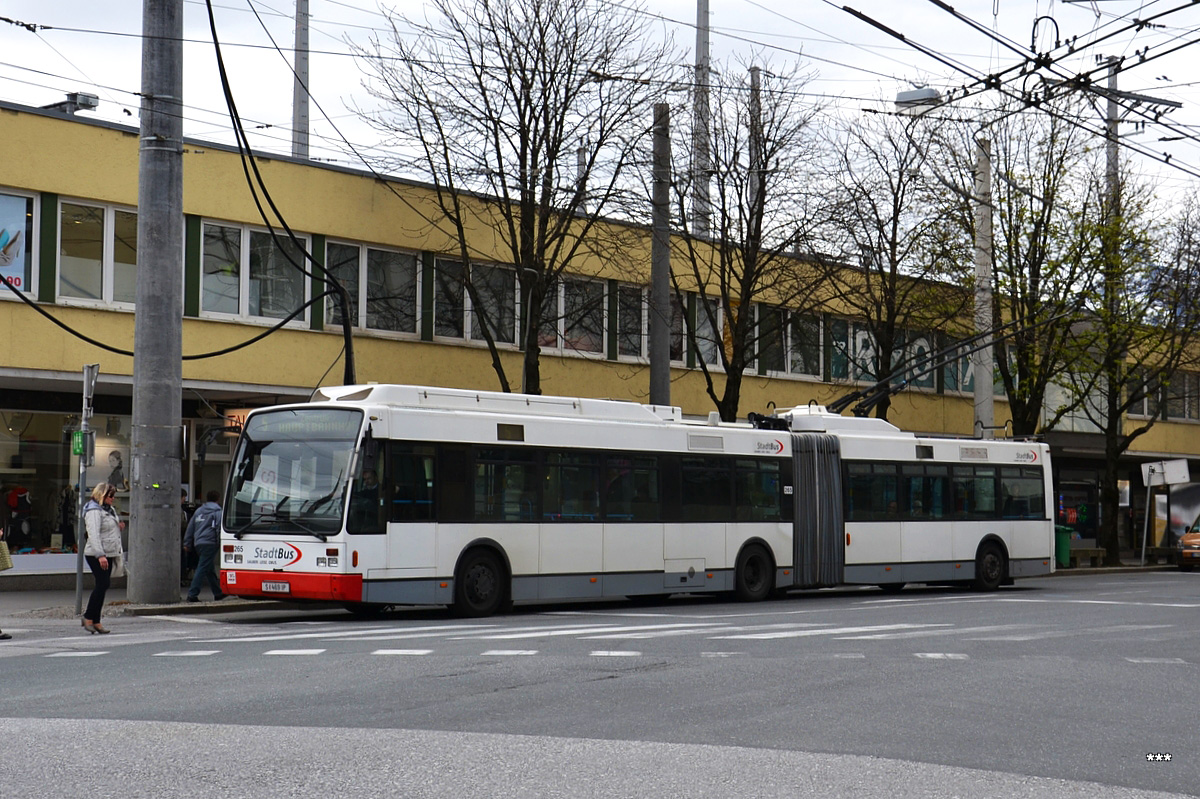 Salzburg, Van Hool AG 300T № 265