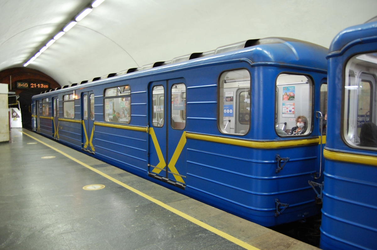 Киев, 81-717 (ЛВЗ) № 8431