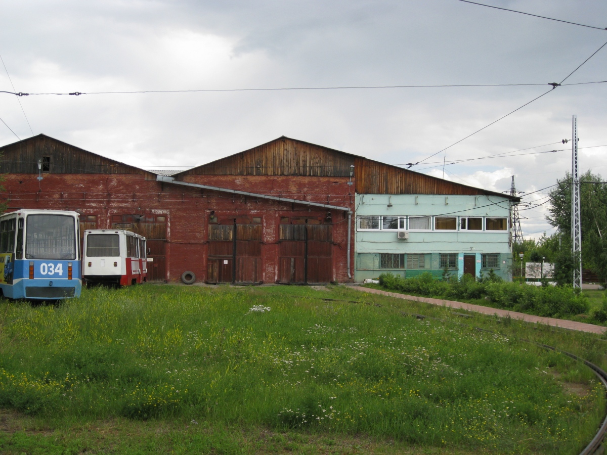 Usole Syberyjskie, 71-605RM Nr 034; Usole Syberyjskie, 71-605 (KTM-5M3) Nr 004; Usole Syberyjskie — Tramway Depot