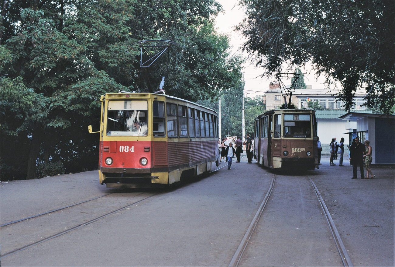 Stakhanov, 71-605 (KTM-5M3) № 084; Stakhanov, 71-605 (KTM-5M3) № 082