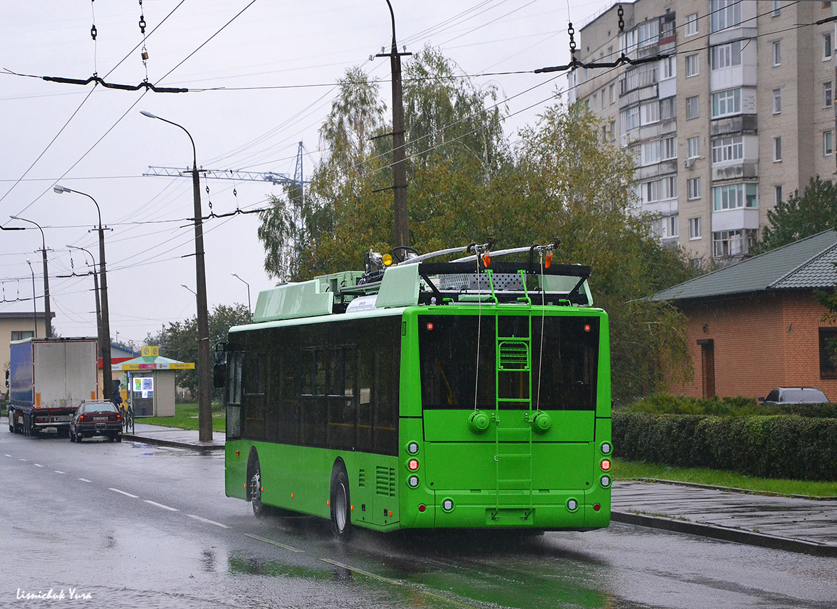 Харьков, Богдан Т70117 № 2705; Луцк — Новые троллейбусы «Богдан»