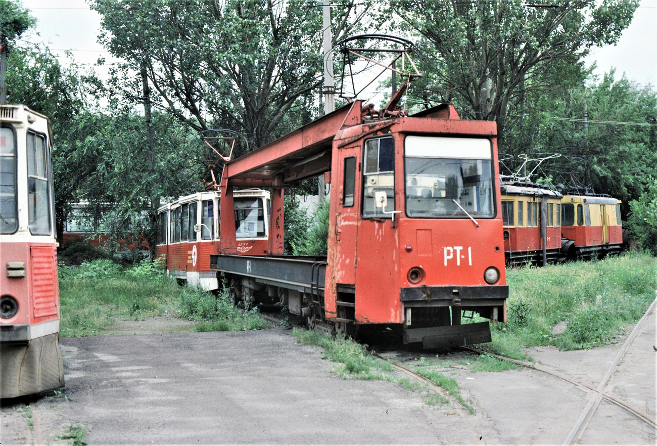 Dnyepro, TK-28A — РТ-1; Dnyepro — Old photos: Shots by foreign photographers; Dnyepro — Tram depots