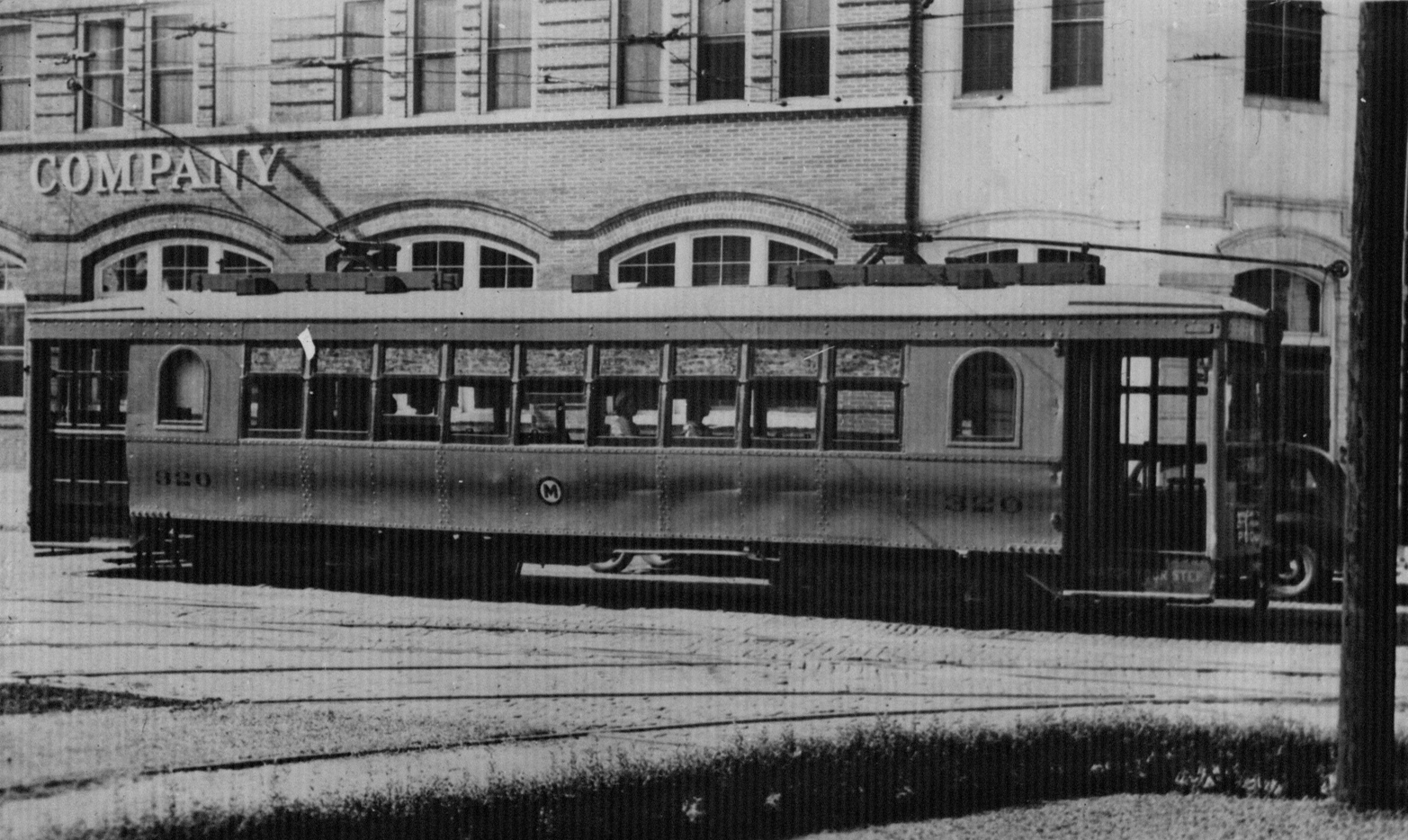 Monongahela West Penn, Cincinnati 4-axle motor car # 320