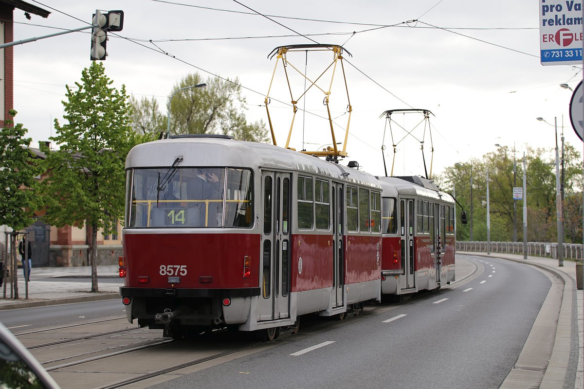 Прага, Tatra T3R.P № 8575