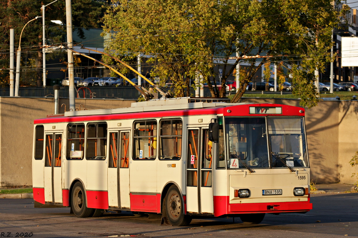 Вильнюс, Škoda 14Tr13/6 № 1595