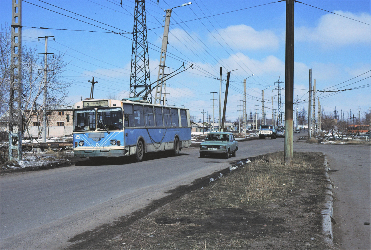 Караганда, ЗиУ-682Г [Г00] № 95; Караганда — Визит делегации транспортников 21.04.1998; Караганда — Старые фотографии (до 2000 г.); Караганда — Троллейбусные линии