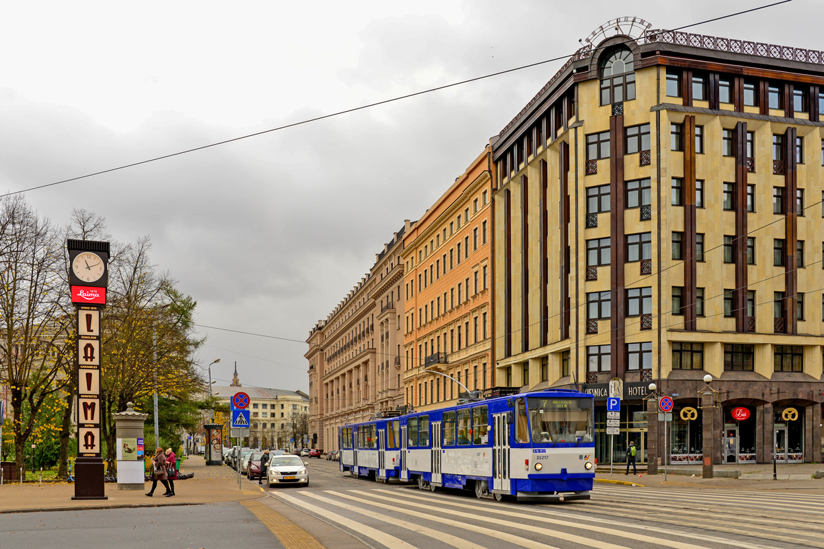 Rīga, Tatra Т3MR (T6B5-R) № 35217