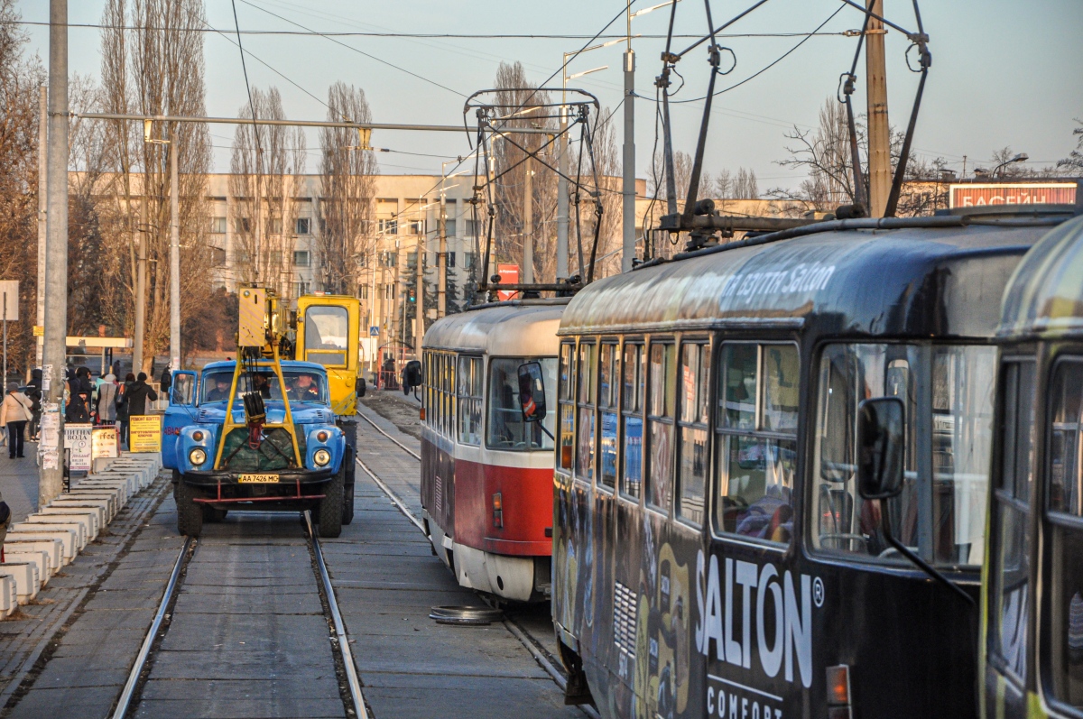 Киев — Происшествия; Киев — Трамвайные линии: Дарницкая сеть