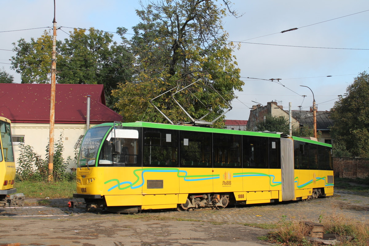 Львов, Tatra KT4SU № 1088