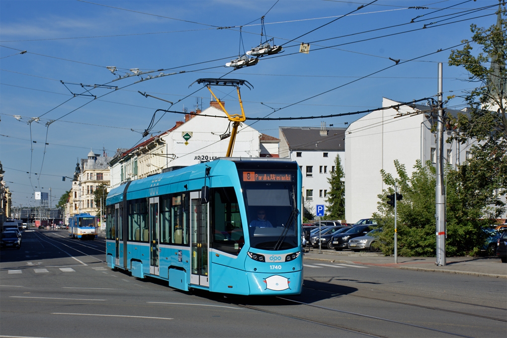 Острава, Stadler Tango NF2 № 1740